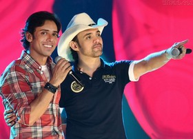 Guilherme e Santiago elogia Luan Santana e outros cantores de Campo Grande