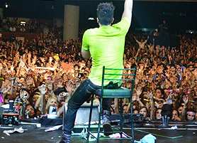 Luan Santana faz show em edição capixaba do Sertanejo Pop Festival