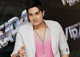 VÍDEO | Luan Santana canta ‘Você de Mim não Sai’ no Show da Virada