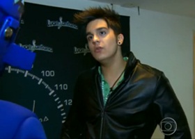 VÍDEO | Vídeo – boy entrevista Luan Santana no Vídeo Show