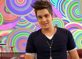Luan rebate críticas ao namoro e diz que Jade não tem ciúmes de fãs: “Nem vê”