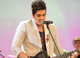 Vídeos & Fotos | Luan Santana participa do programa ‘Encontro com Fátima Bernardes’