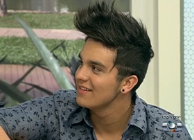 Vídeos | Luan Santana é entrevistado pela TV Anhanguera em Goiânia – GO