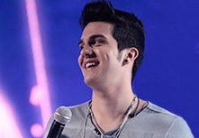Luan Santana esbanja estilo no primeiro dia de gravação do programa “Sai do Chão”
