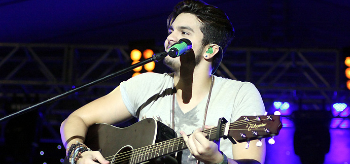 RUMOR | Luan Santana canta tema de abertura da nova novela da Globo