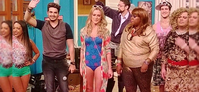 Luan Santana é “cupido” em episódio de “Vai Que Cola”