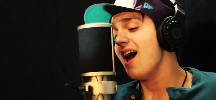 ÁUDIO | Ouça Luan Santana cantando em CD tributo para o Pe. Zezinho