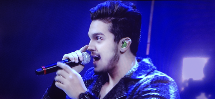 Luan Santana se apresenta no Caldeirão do Huck
