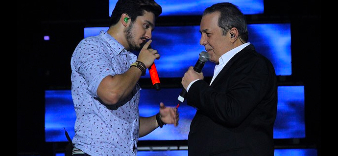 Luan Santana canta com José Augusto no show do Rio de Janeiro