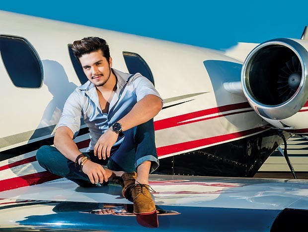 Luan Santana garante: “Gosto mais de namorar do que ficar sozinho”