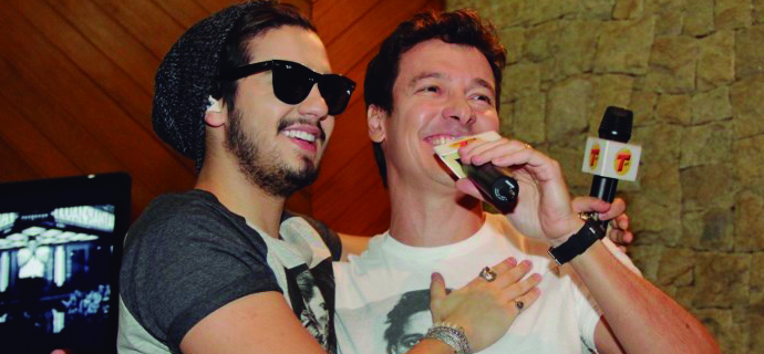 Luan Santana canta com Rodrigo Faro na rádio Transamérica em São Paulo