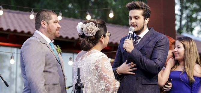 No Caldeirão do Huck, Luan Santana canta no casamento de Priscila e Flávio