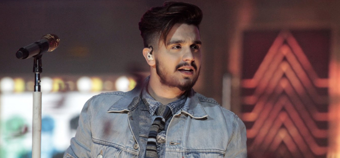 Luan Santana levanta a galera com show no Rio de Janeiro