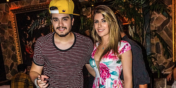 Luan Santana curte noitada em Florianópolis acompanhado da namorada