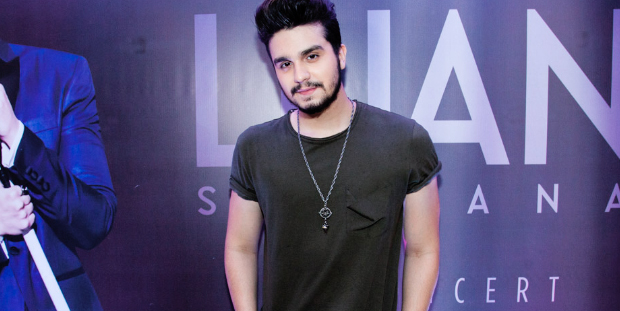 Pela TodaTeen, Luan Santana responde perguntas de fãs