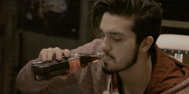 Em parceria com a Coca-Cola, Luan Santana grava “Taste the feeling”
