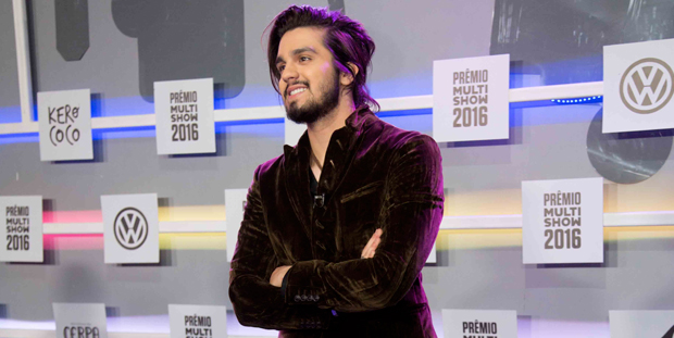 Luan Santana ganha dois troféus no Prêmio Multishow
