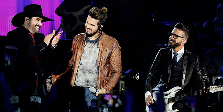 Luan Santana participa do novo DVD do Edson & Hudson