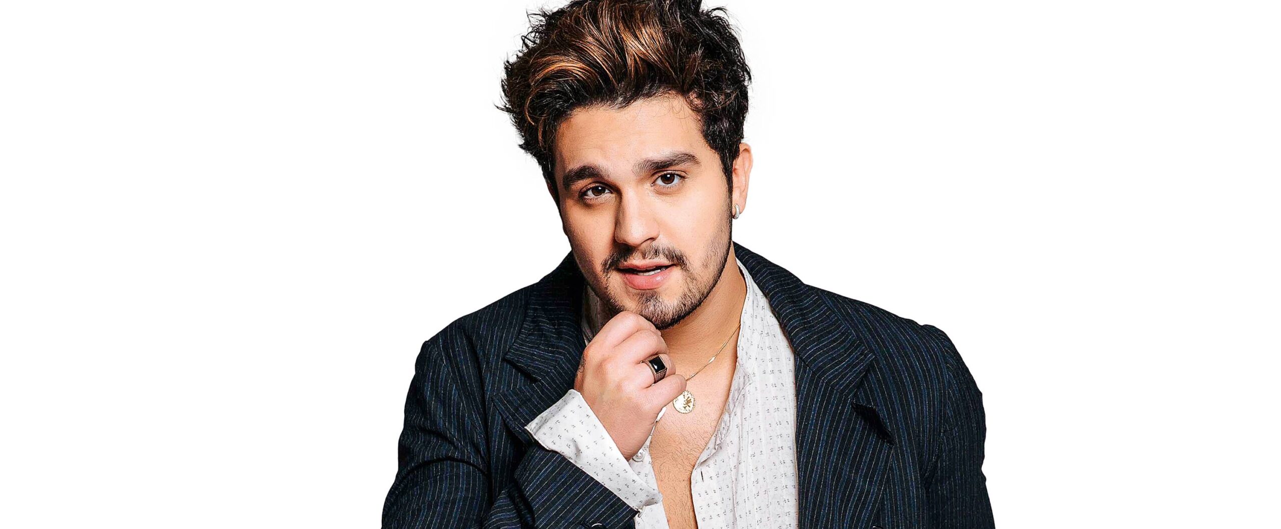 Romântico, Luan Santana fala sobre música e casamento