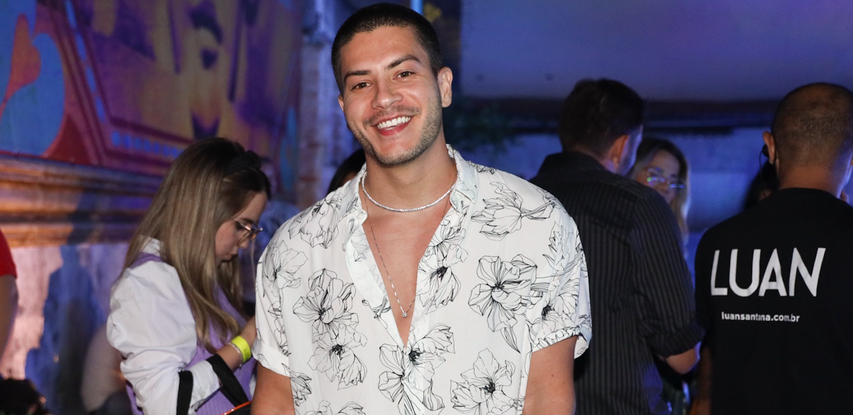 Arthur Aguiar aceita convite de Luan Santana para show de estreia do “Luan City Festival” em Campo Grande/MS