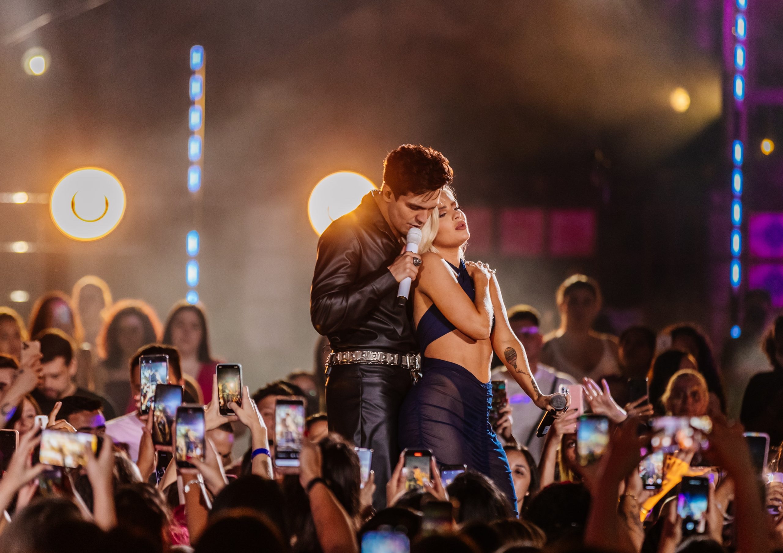PARCERIA DE LUAN SANTANA E LUÍSA SONZA EMPLACA A #5 POSIÇÃO NO SPOTIFY