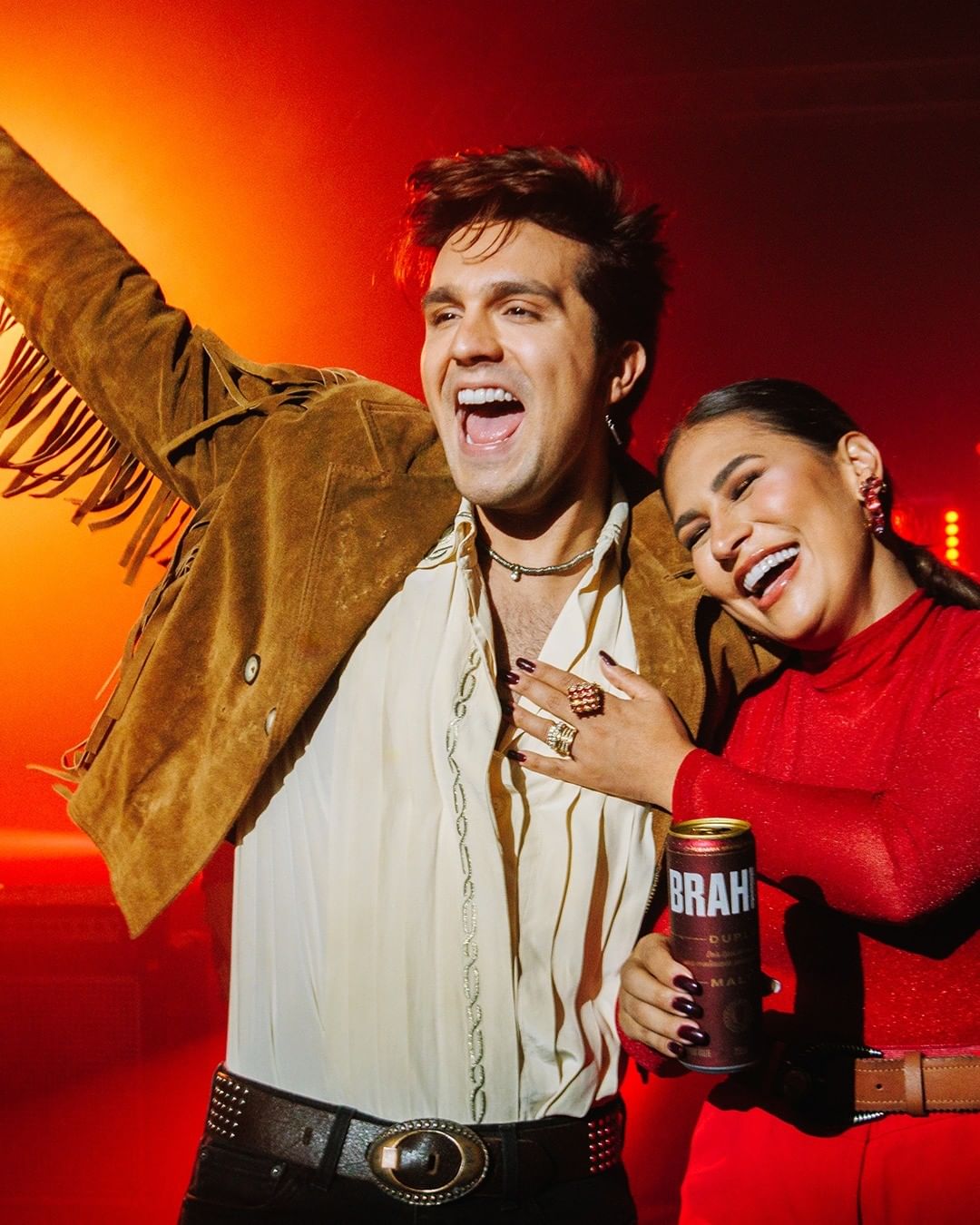 BRAHMA ANUNCIA FEAT ENTRE LUAN SANTANA E SIMONE MENDES