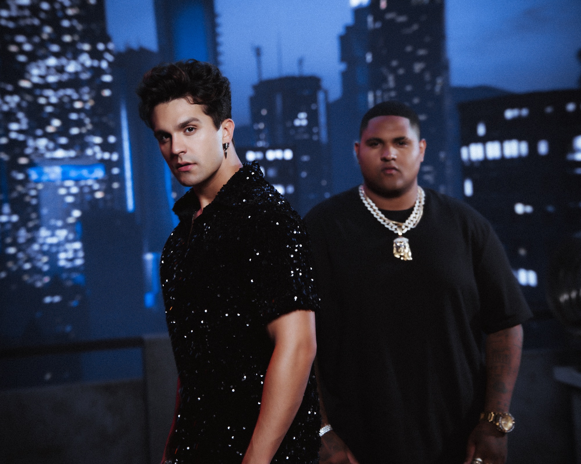 LUAN SANTANA CONQUISTA DISCO DE PLATINA COM MAIS DE 36 MILHÕES DE STREAMS EM “PEGA ESCANDALOSO”