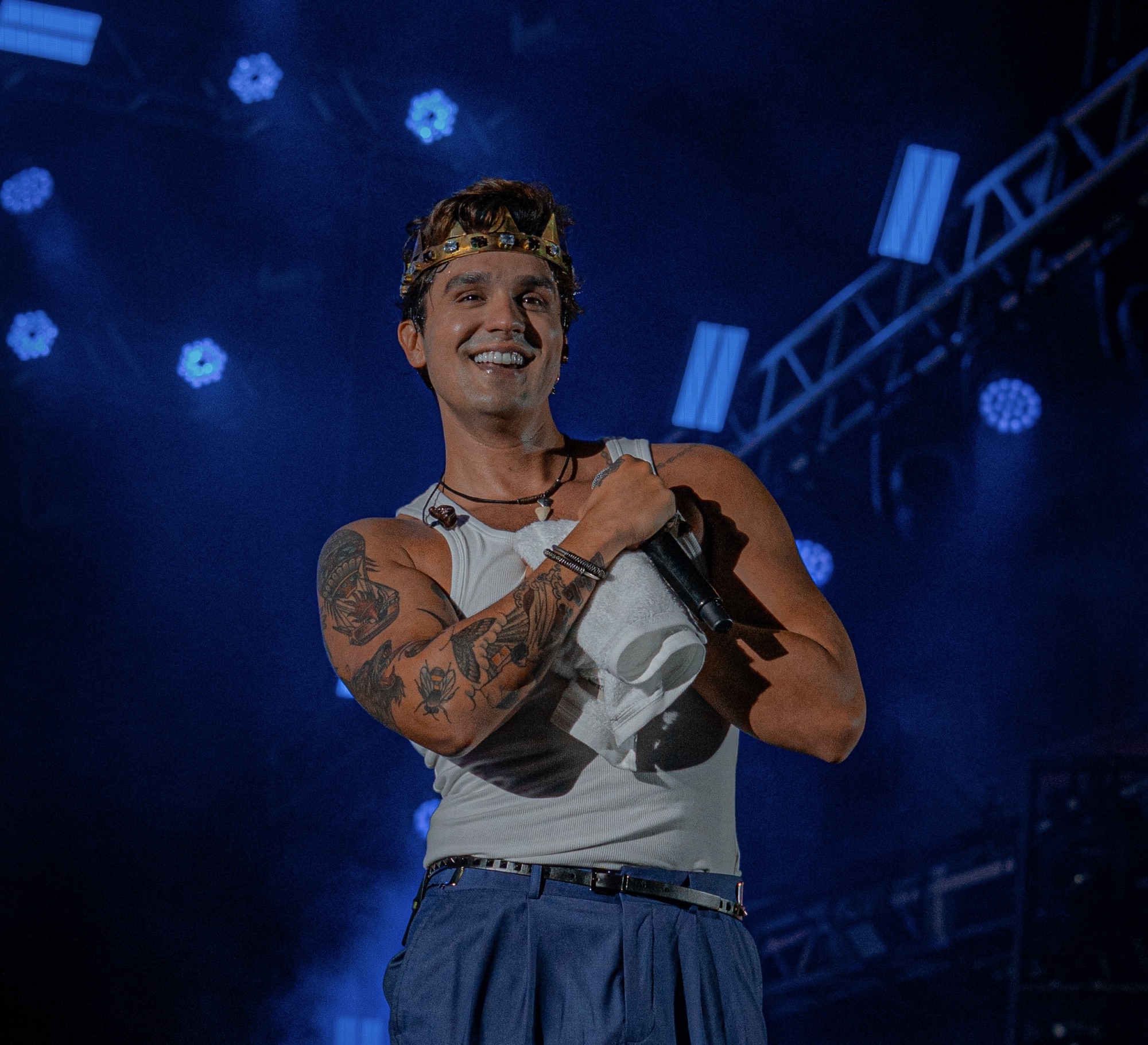 LUAN SANTANA É DESTAQUE NA PROGRAMAÇÃO DO RIBEIRÃO RODEO MUSIC 2025
